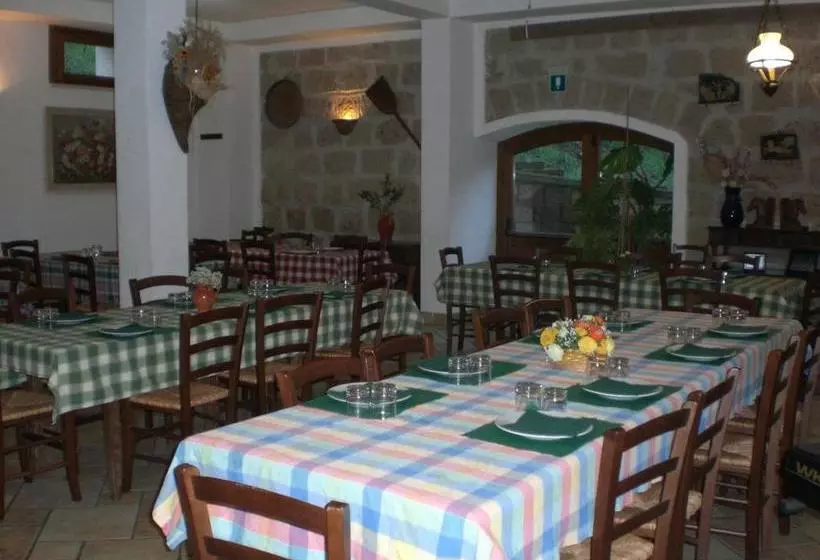 Hotelli Agriturismo Le Forre Del Treja