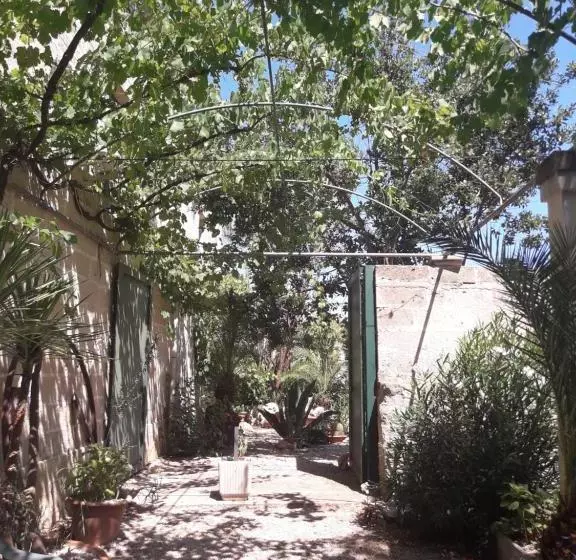 ホテル Masseria Scianne