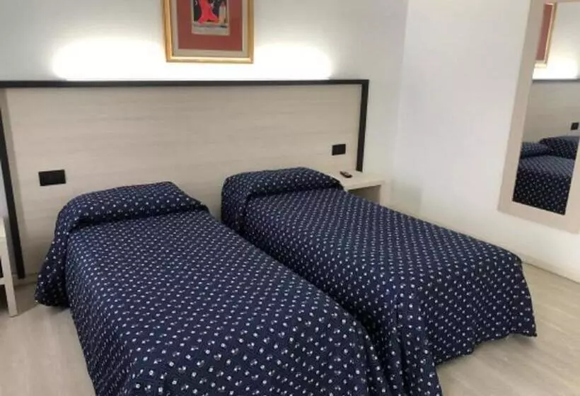 پانسیون Alloggi Pontecorvo Liviana