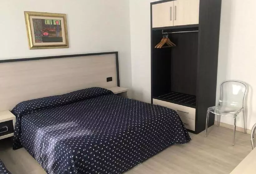 پانسیون Alloggi Pontecorvo Liviana