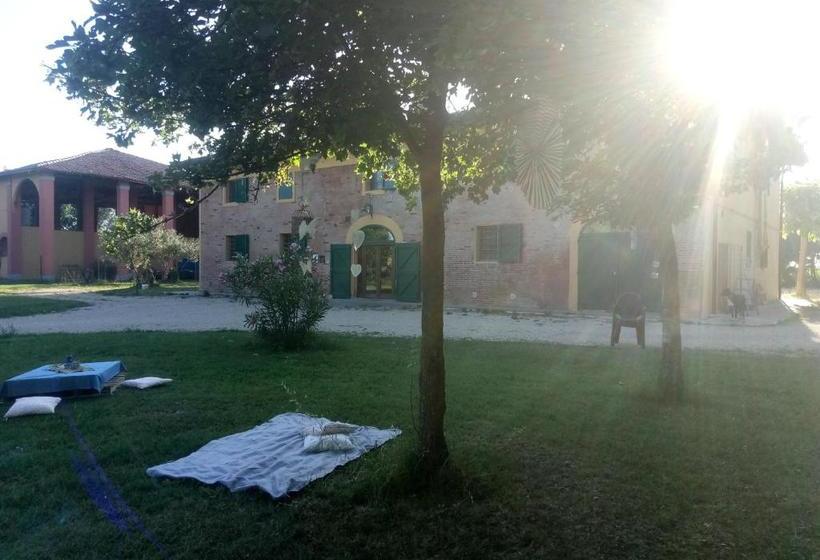 پانسیون La Barchessa Country House