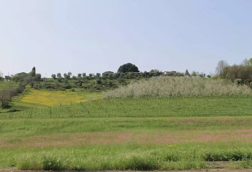 Hotelli Agriturismo La Praduscella