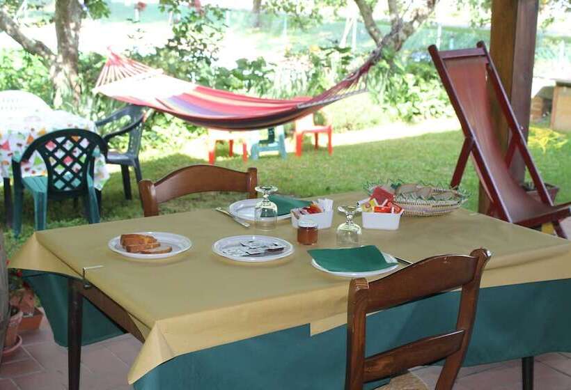 בית מלון כפרי Agriturismo La Praduscella