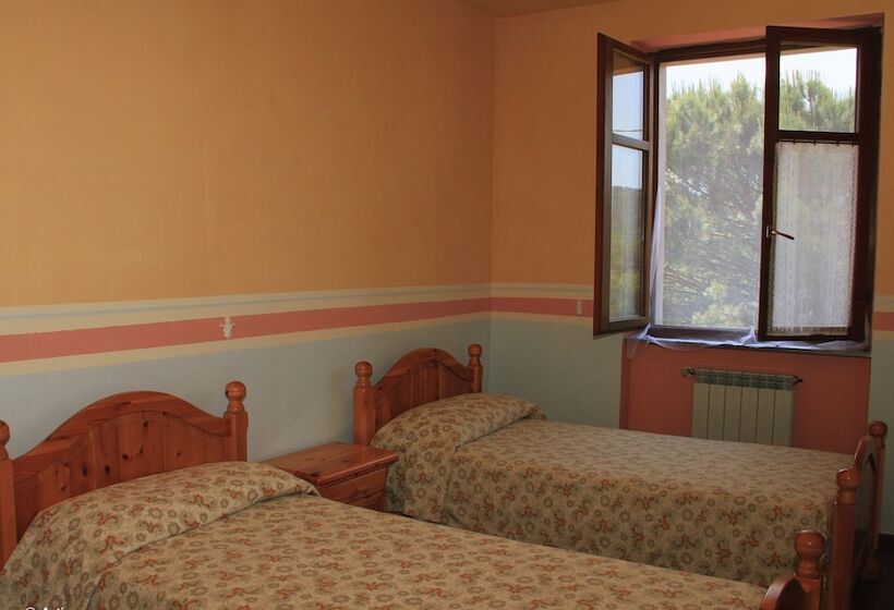 בית מלון כפרי Agriturismo La Praduscella