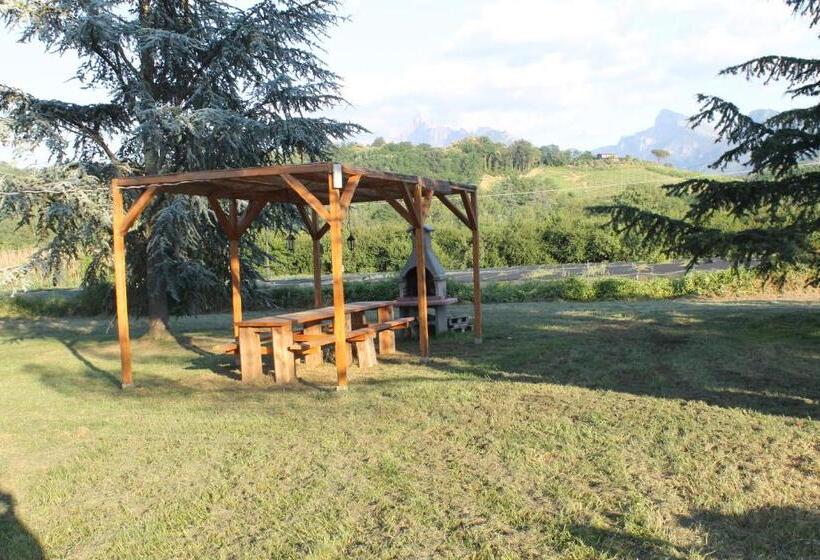 בית מלון כפרי Agriturismo La Praduscella