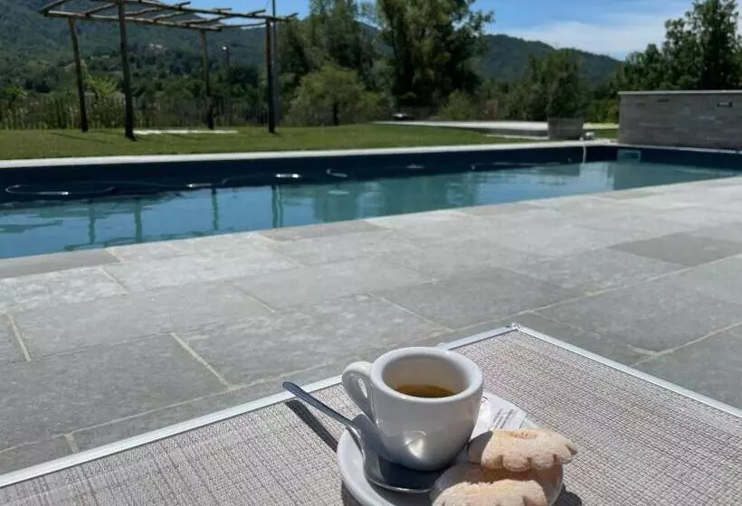 ホテル Cascina Formighezzo