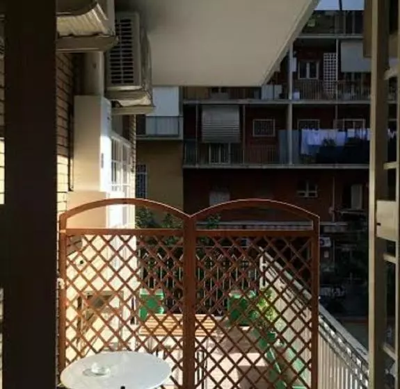 پانسیون Lo Studio Guest House