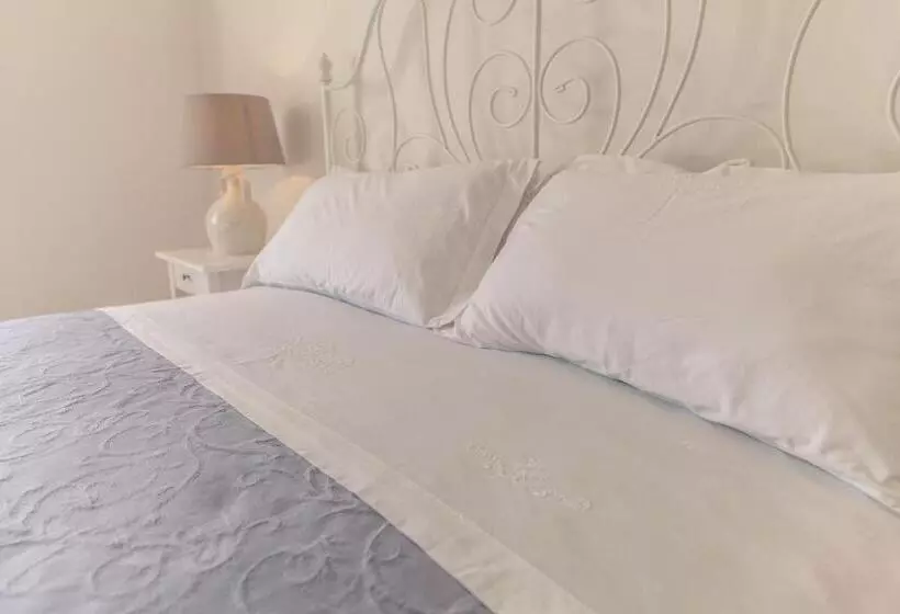 پانسیون Marinella Suite Home