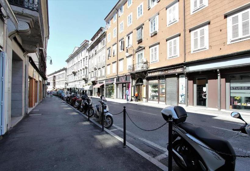 پانسیون Residenza Corso Saba