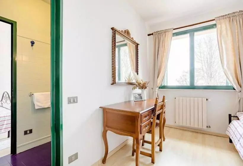 ペンション Villa Pizzini Mottarone   Restaurant And Rooms