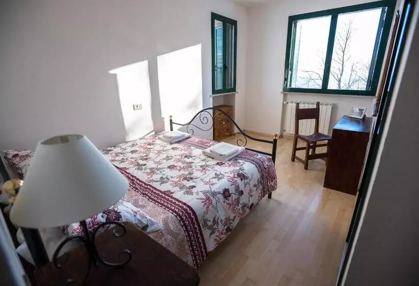 ペンション Villa Pizzini Mottarone   Restaurant And Rooms