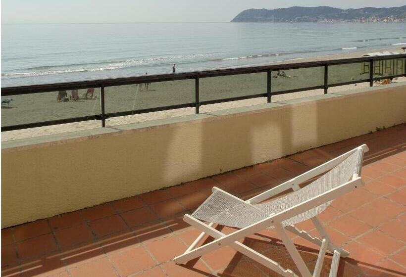 Residence Sole Mare Alaxi Hotels