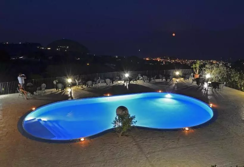 Eolian Residence