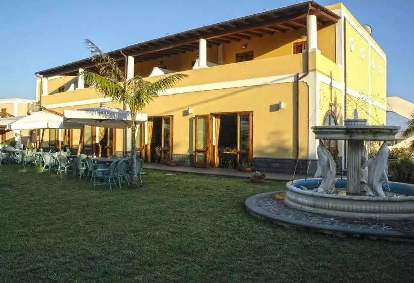 Eolian Residence