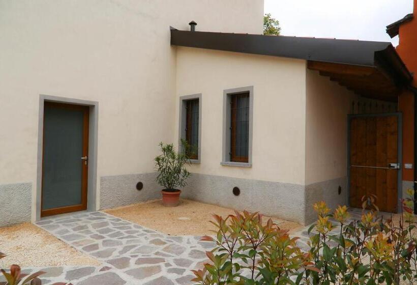 فندق Agriturismo Cascina Della Fontana