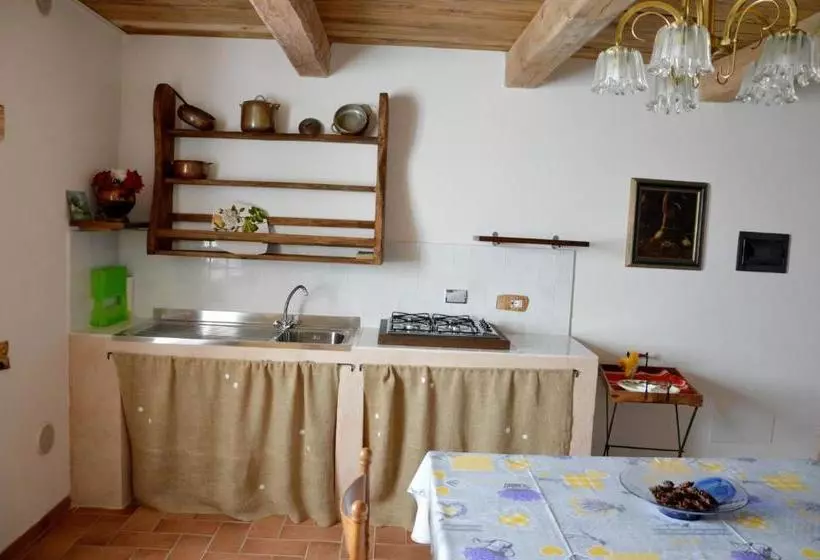 ホテル Agriturismo La Collina