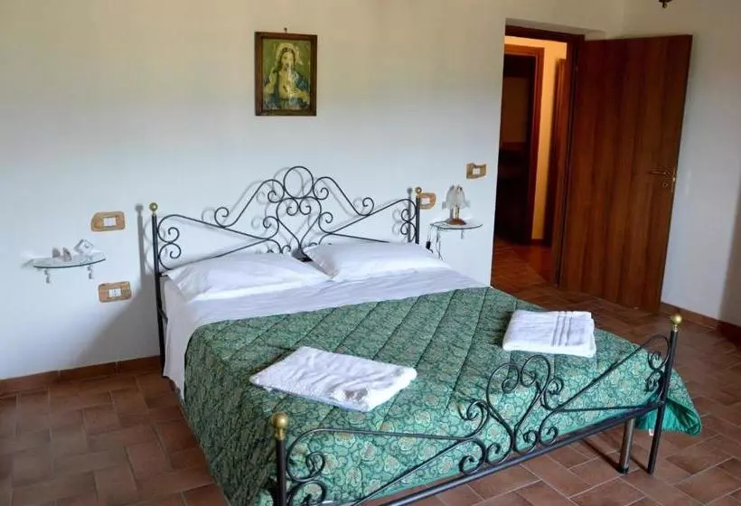 ホテル Agriturismo La Collina