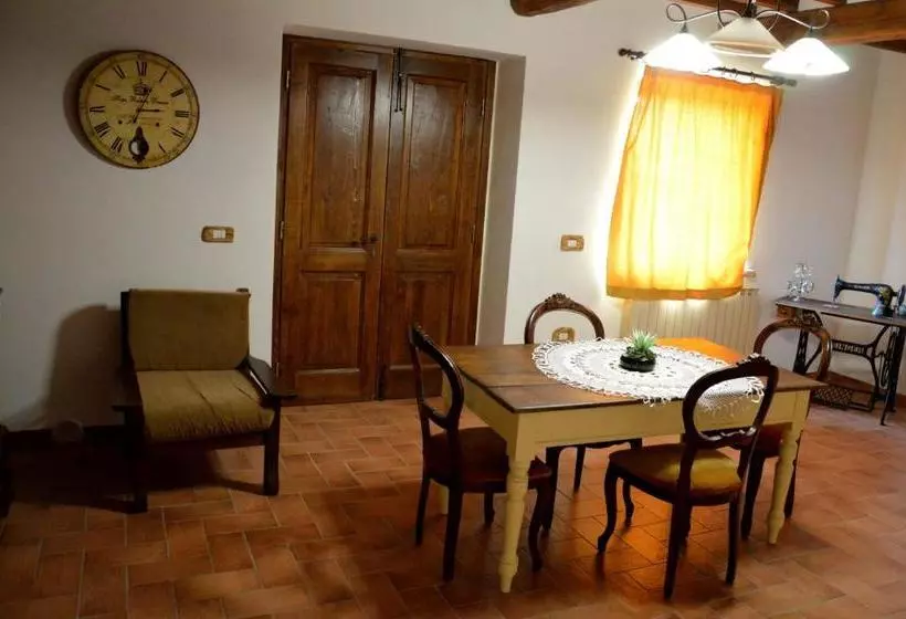 ホテル Agriturismo La Collina