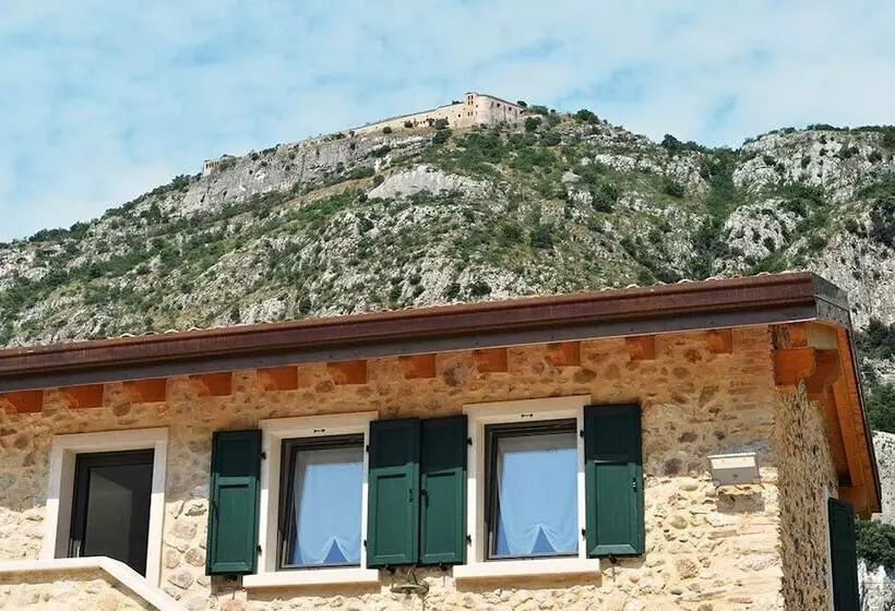 ホテル Agriturismo Tre Forti
