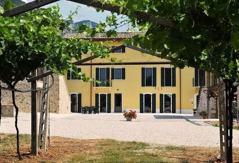 ホテル Agriturismo Tre Forti