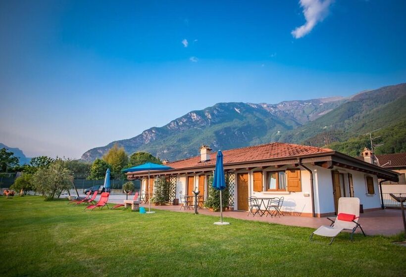 בית מלון כפרי Agriturismo Trefrutti