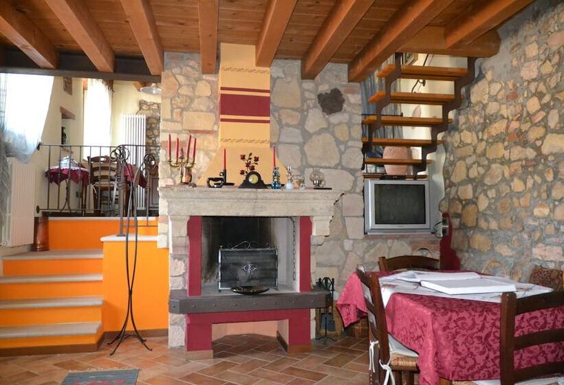 ペンション Corte Tamellini