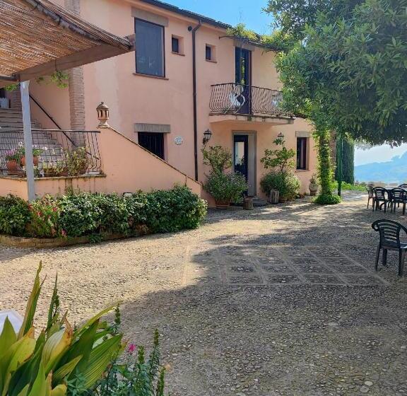 Отель Agriturismo Le Macine