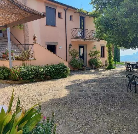هتل Agriturismo Le Macine