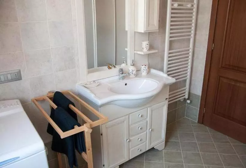 ホテル Cascina La Romana