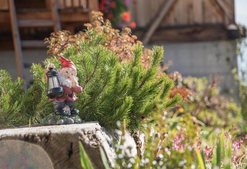 Отель Oberbaumgartnerhof