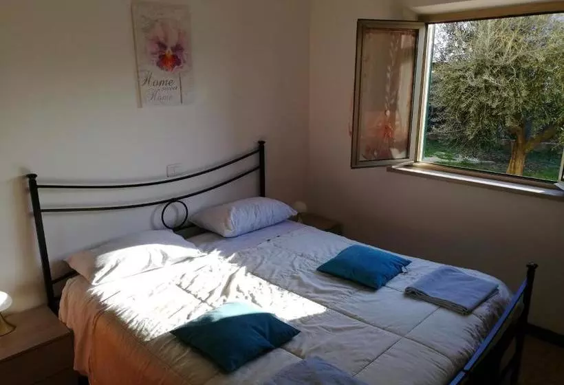 ペンション Da Angela   Camere Con Bagno Privato A Foligno Vicino Al Centro