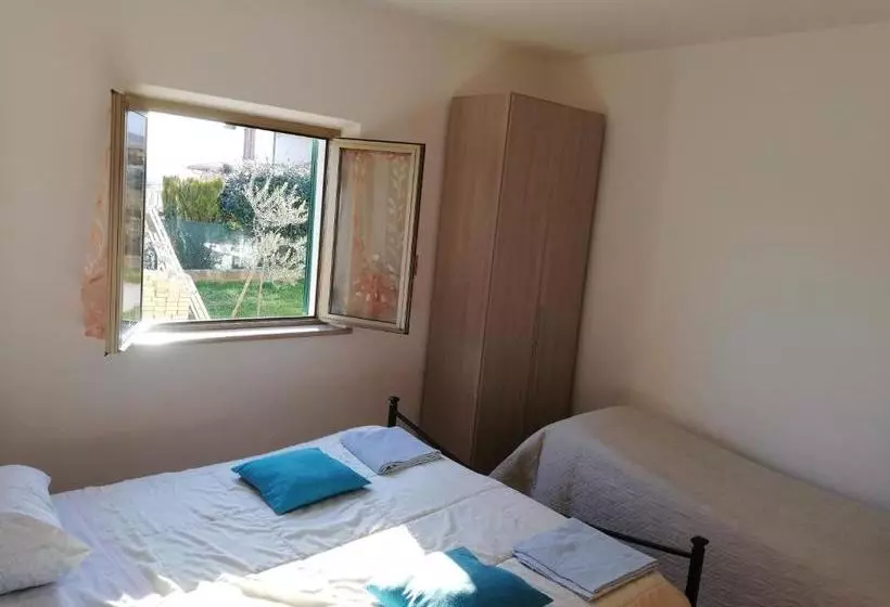 ペンション Da Angela   Camere Con Bagno Privato A Foligno Vicino Al Centro