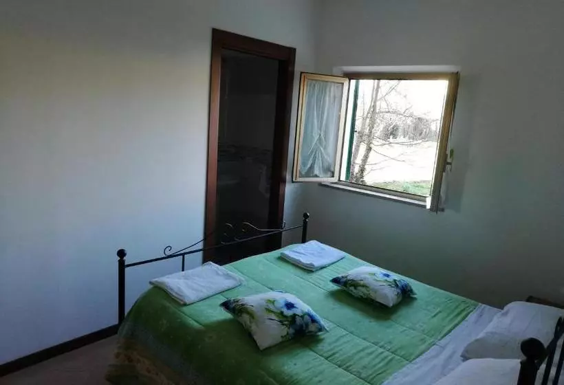 ペンション Da Angela   Camere Con Bagno Privato A Foligno Vicino Al Centro