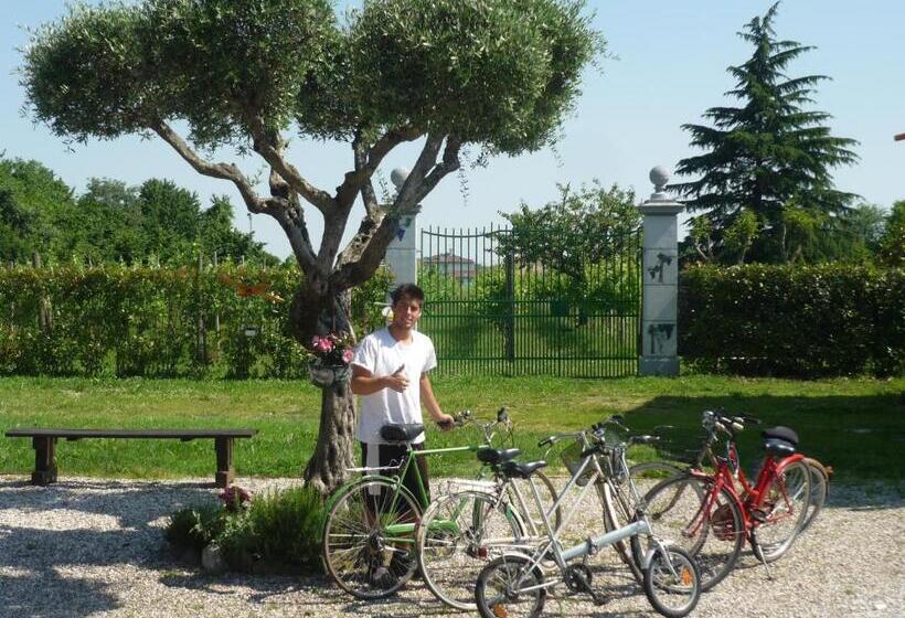 پانسیون Affittacamere Maria Stella