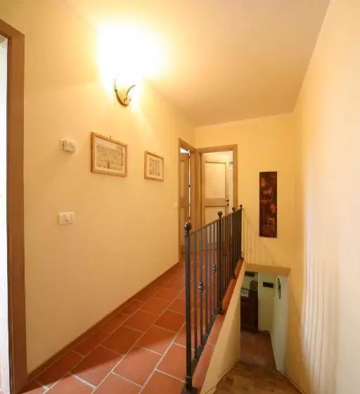 ホテル Agriturismo Caiburroni