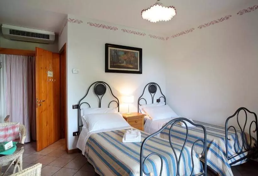 هتل Agriturismo Il Magicorto