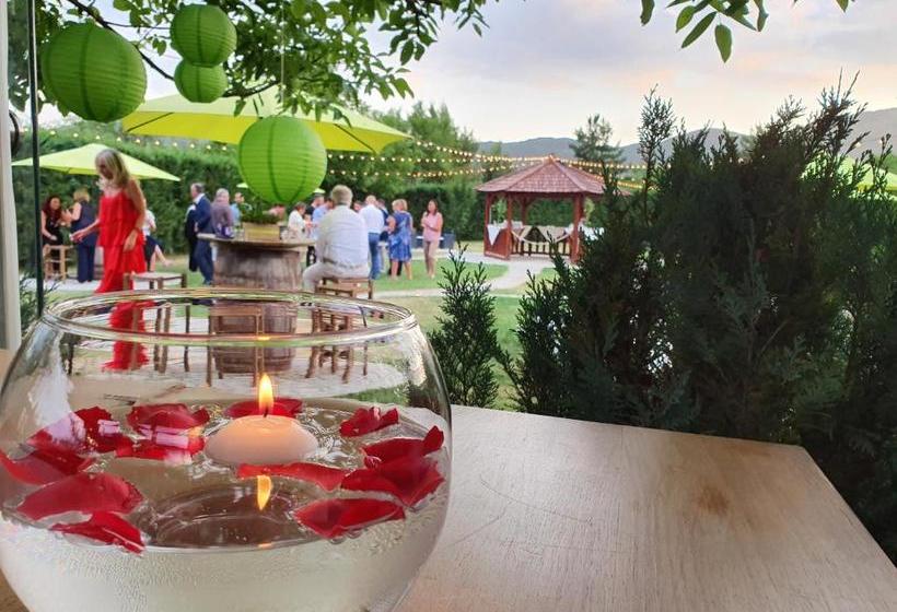 فندق Agriturismo Il Timo