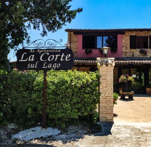 Отель Agriturismo La Corte Sul Lago