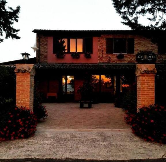 Отель Agriturismo La Corte Sul Lago