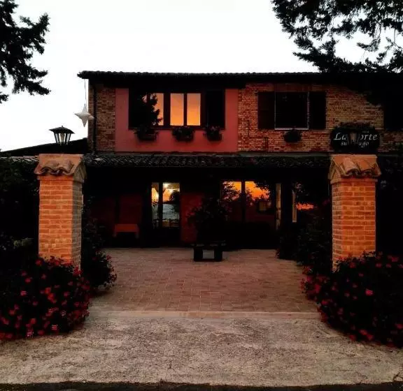 ホテル Agriturismo La Corte Sul Lago