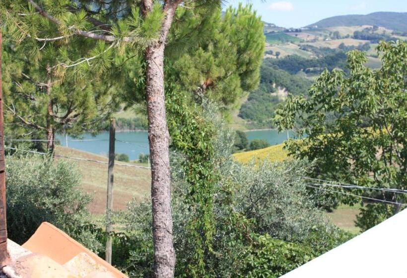 Отель Agriturismo La Corte Sul Lago