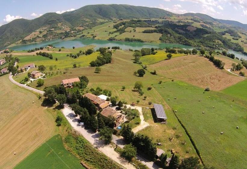 Отель Agriturismo La Corte Sul Lago