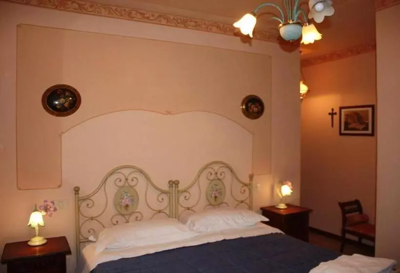 ホテル Agriturismo La Corte Sul Lago