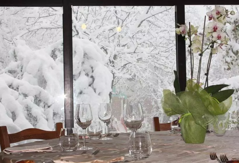 ホテル Agriturismo La Corte Sul Lago