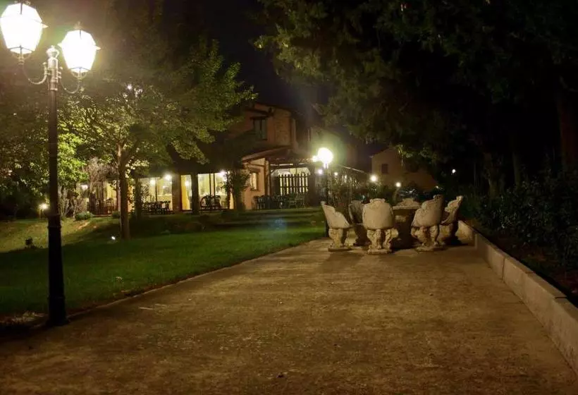ホテル Agriturismo La Corte Sul Lago