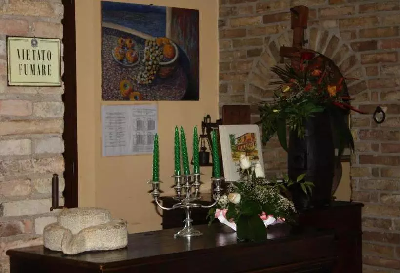 ホテル Agriturismo La Corte Sul Lago