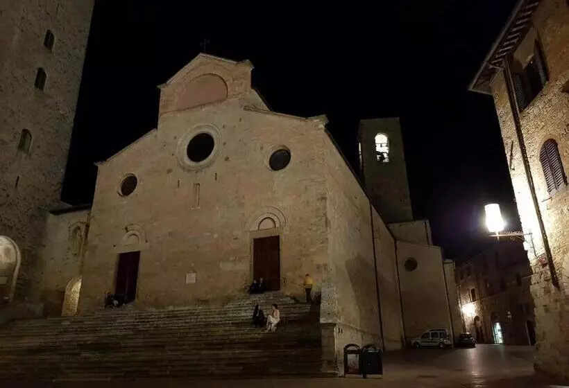 هتل Agriturismo Villino Del Grillo