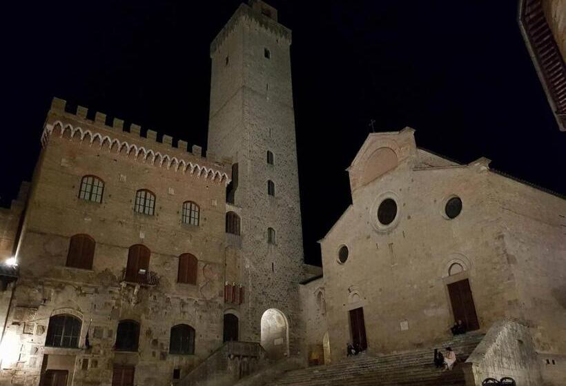 Отель Agriturismo Villino Del Grillo