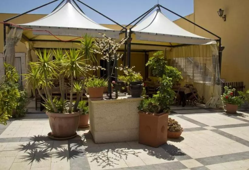 Hotelli Baglio Pocoroba