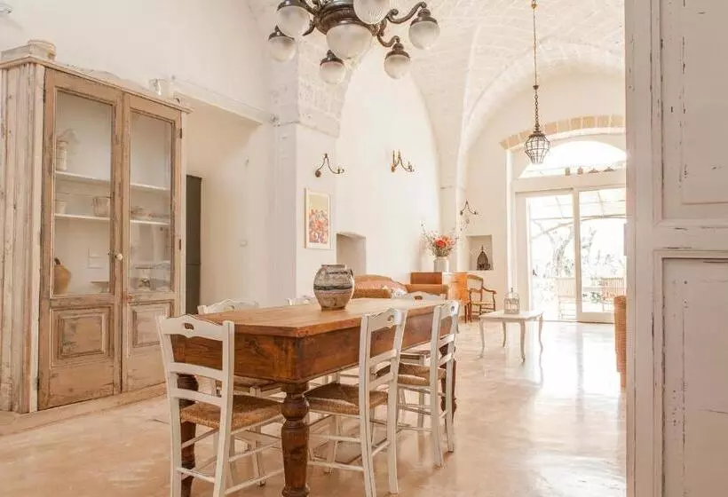 ホテル Agriturismo Li Calizzi Arte E Natura